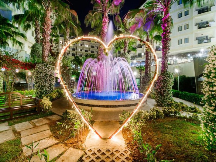 Alanya utazás Mukarnas Spa Resort