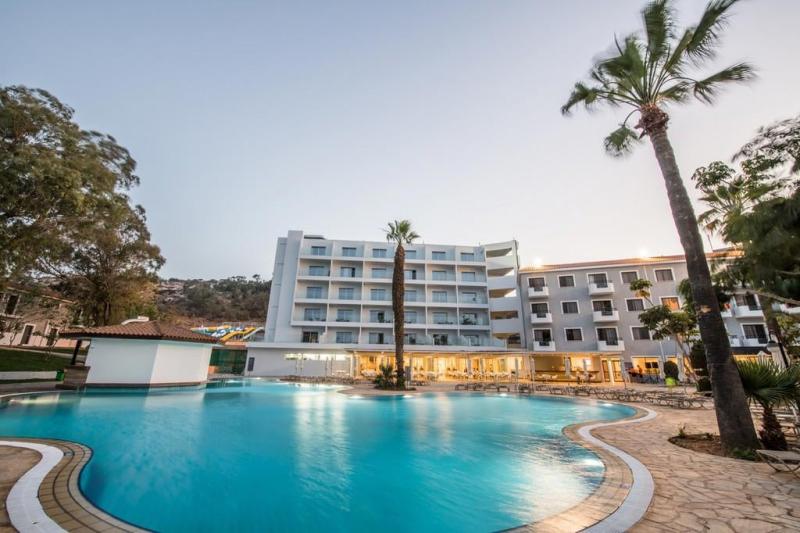 Narcissos Waterpark Resort Dél-Ciprus Protaras