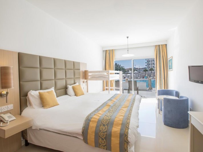 Dél-Ciprus Protaras utazás Odessa Beach Hotel