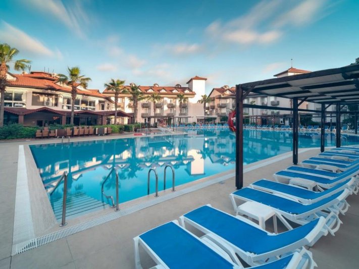Orfeus Park Hotel Side