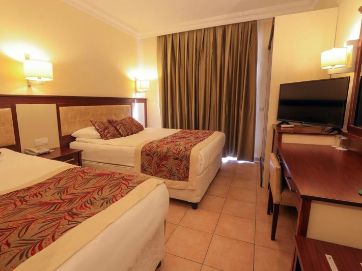 Side utazás Ozlem Garden