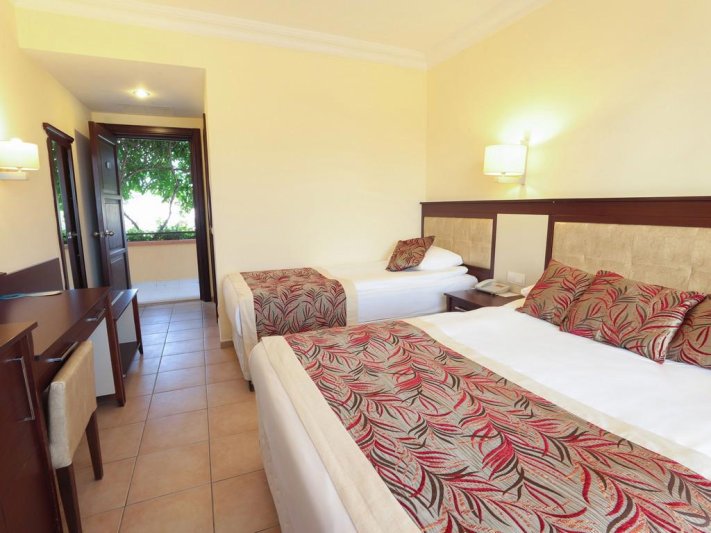 Side utazás Ozlem Garden