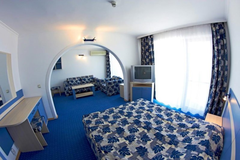 Napospart utazás Palace Hotel Sunny Beach