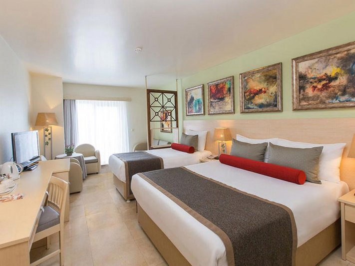 Paloma Perissia Hotel (ex. Sentido Perissia) Side