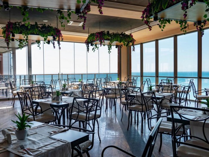 Szveti Vlasz utazás Paradise Beach