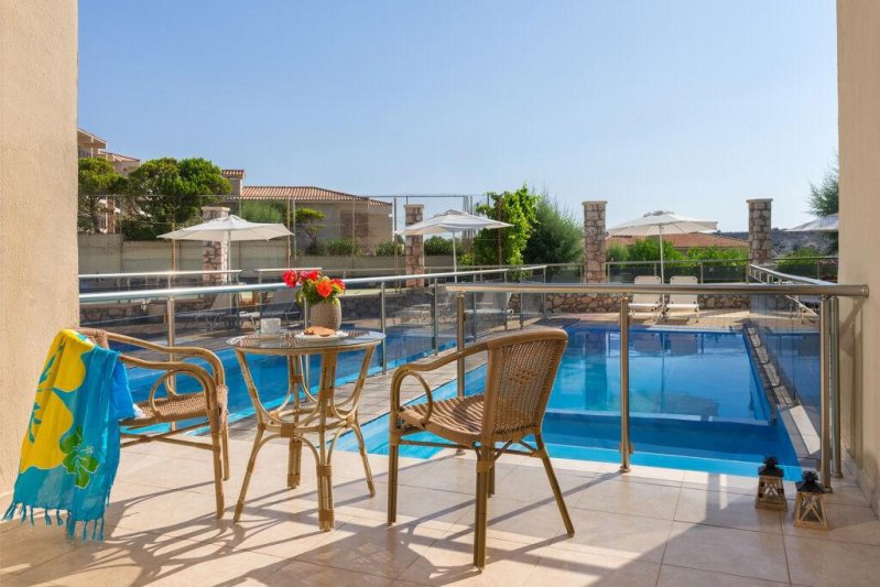 Paralos Rodos Lifestyle Rodosz