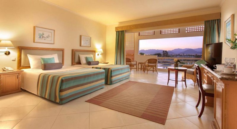 Sharm El-Sheikh utazás Golf Beach Resort