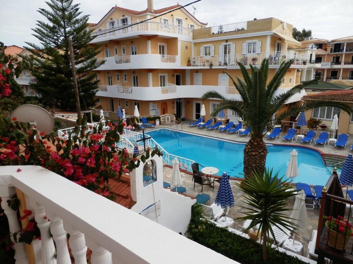 Zakynthos Tsilivi utazás Planos Beach