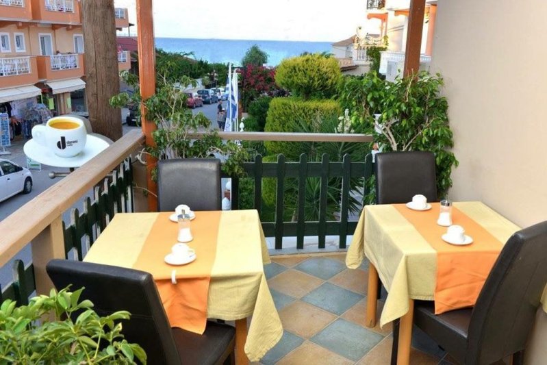 Zakynthos Tsilivi utazás Planos Beach