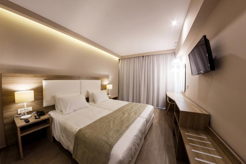 Zakynthos Tsilivi utazás Porto Planos Beach Hotel