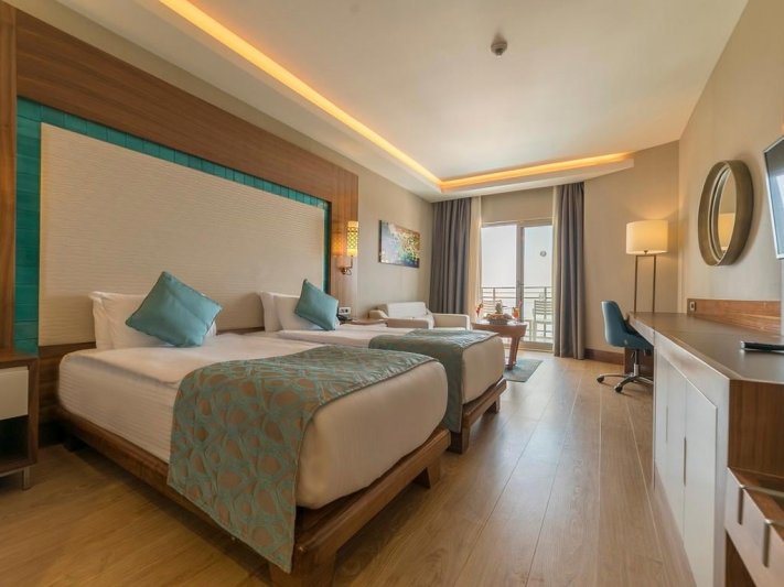 Ramada Resort By Wyndham Kusadasi & Golf Izmir