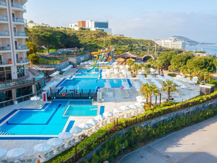 Ramada Resort By Wyndham Kusadasi & Golf Izmir
