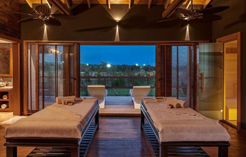 Belek utazás Regnum Carya Golf Resort