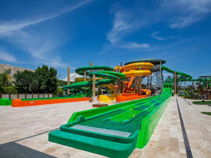 Belek utazás Regnum The Crown