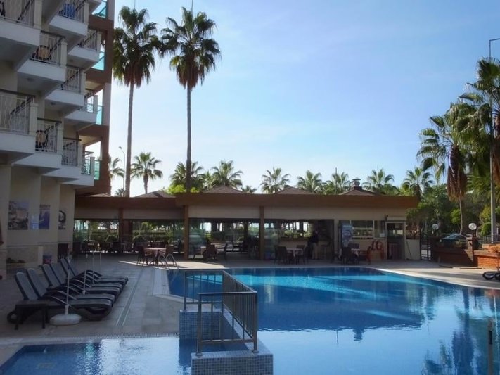 Antalya utazás Riviera Hotel & Spa