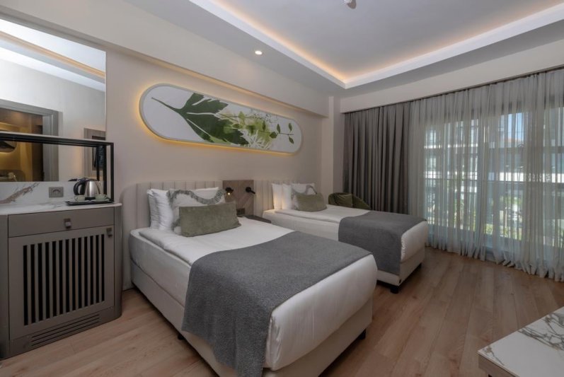 Side utazás Royal Atlantis Icon