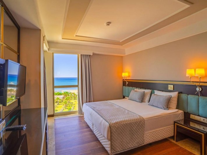 Side utazás Royal Atlantis Spa and Resort