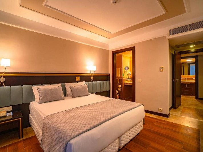 Side utazás Royal Atlantis Spa and Resort