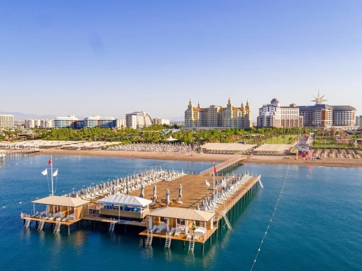 Antalya utazás Royal Seginus