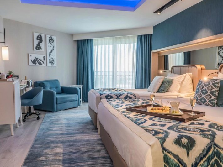 Antalya utazás Royal Wings