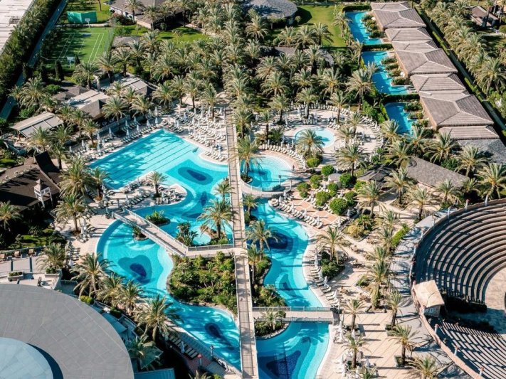 Antalya utazás Royal Wings