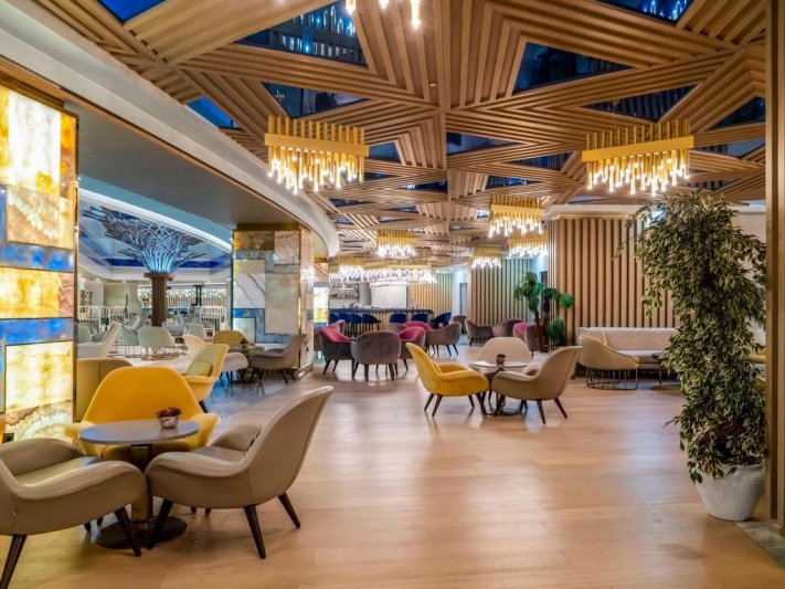 Antalya utazás Royal Wings