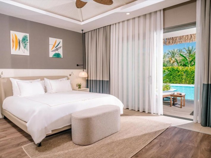 Antalya utazás Royal Wings