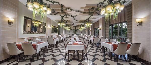 Alanya utazás Saphir Hotel