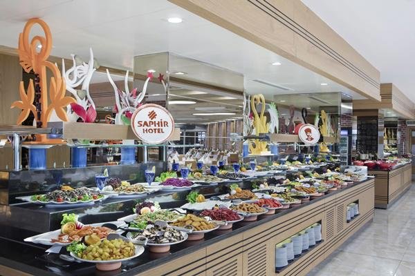 Alanya utazás Saphir Hotel