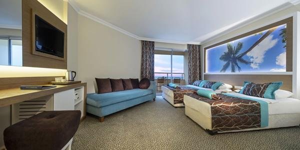 Alanya utazás Saphir Hotel