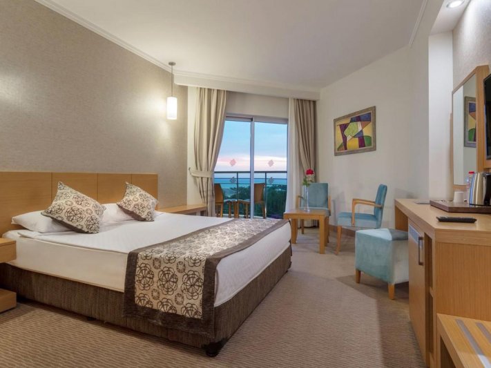 Alanya utazás Saphir Resort & Spa