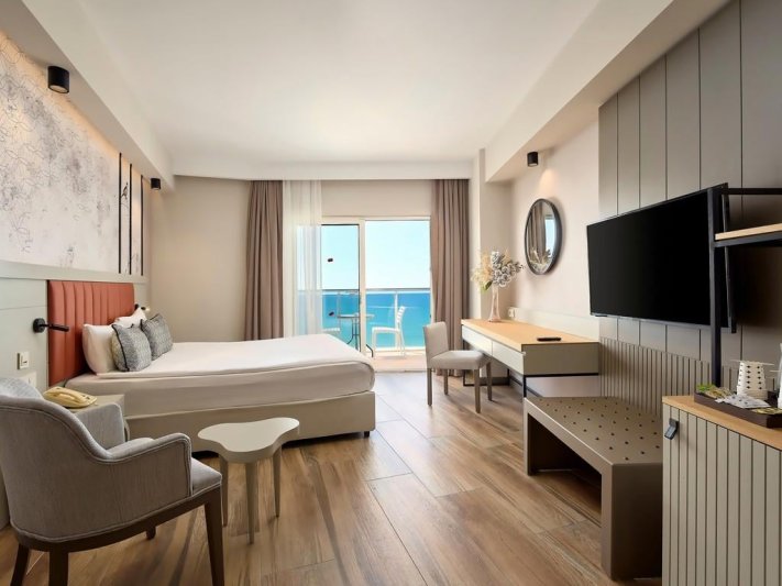 Seaden Sea Planet Resort and Spa Side