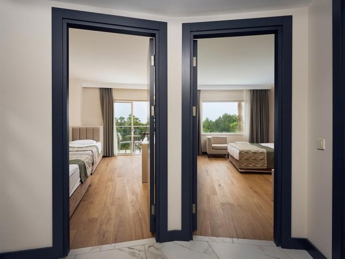 Side utazás Sea World Resort Spa