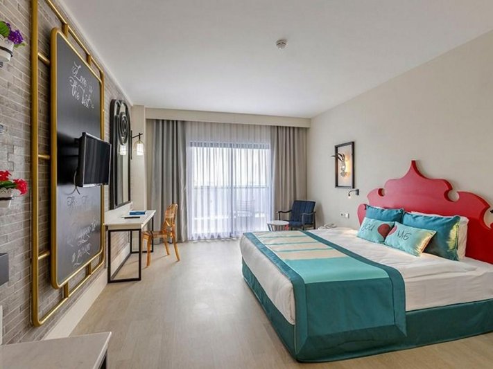 Seaden Valentine Resort Spa Side