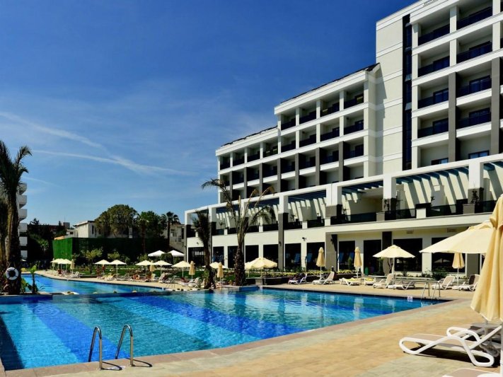 Seaden Valentine Resort Spa Side