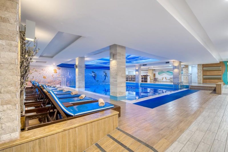 Antalya utazás Sealife Family Resort