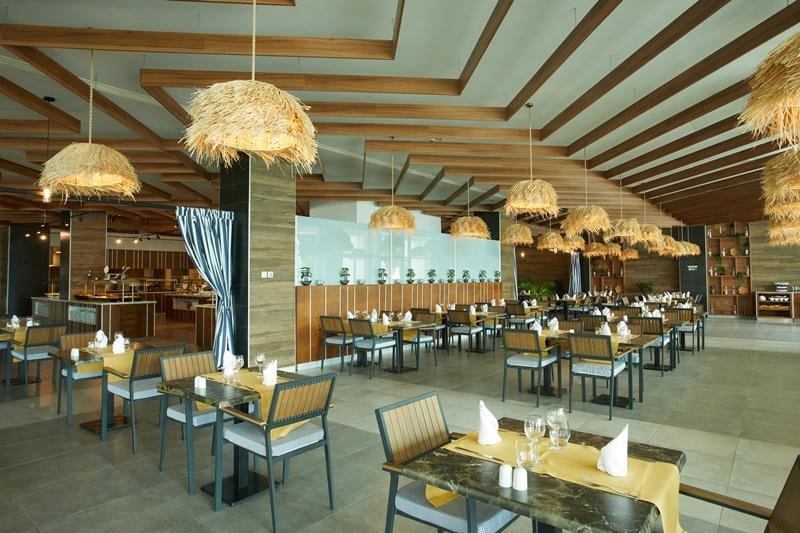 Secrets Sunny Beach Resort & Spa Napospart