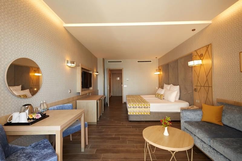 Secrets Sunny Beach Resort & Spa Napospart