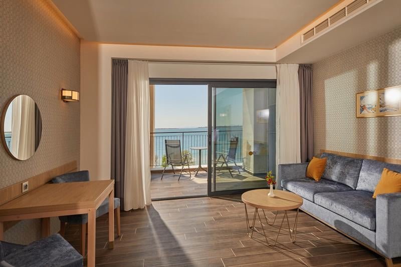 Secrets Sunny Beach Resort & Spa Napospart