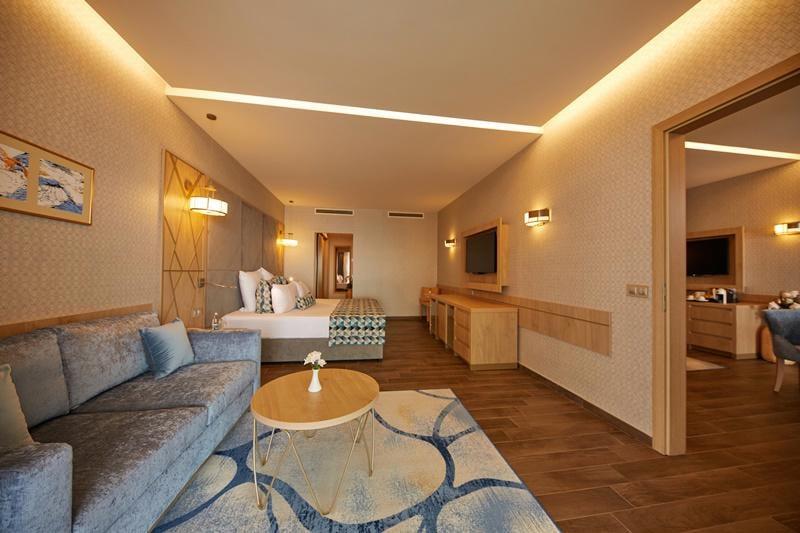 Secrets Sunny Beach Resort & Spa Napospart