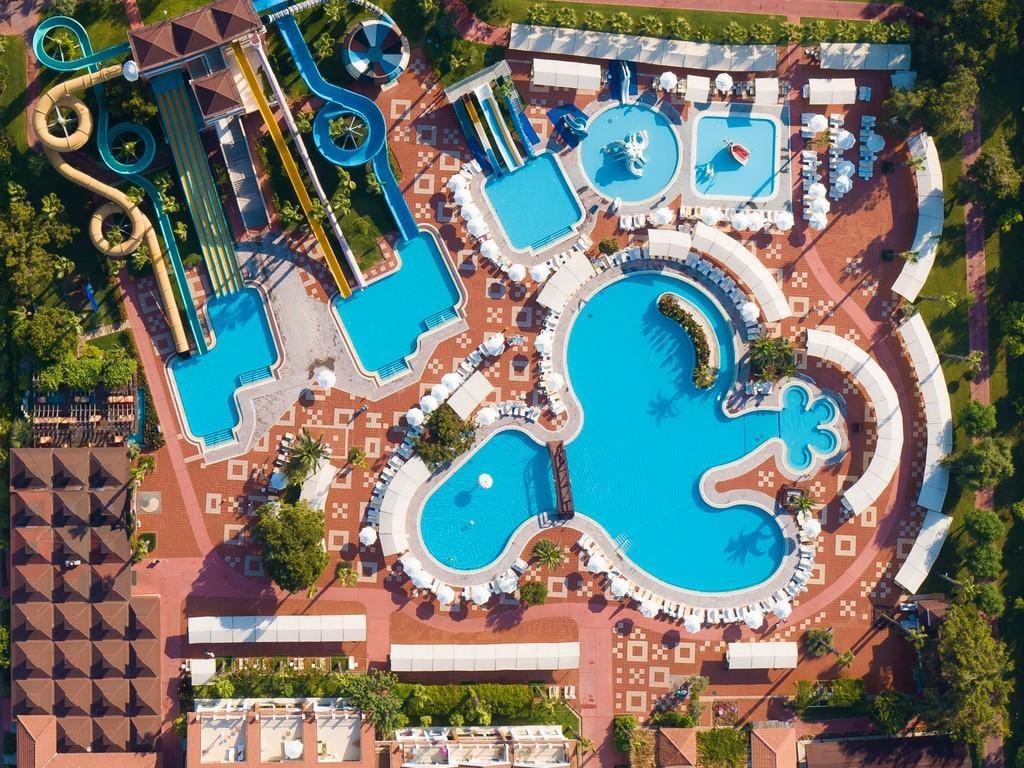 Club Hotel Turan Prince World Side