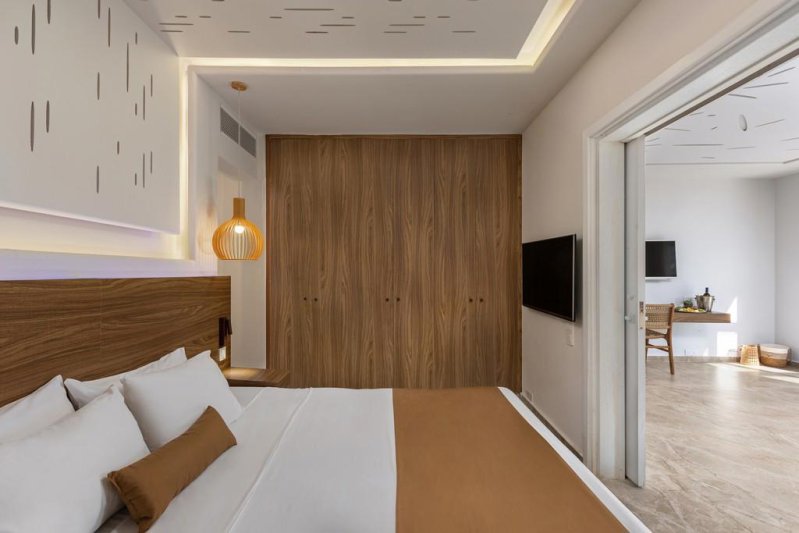 Dél-Ciprus utazás So Nice Club Resort