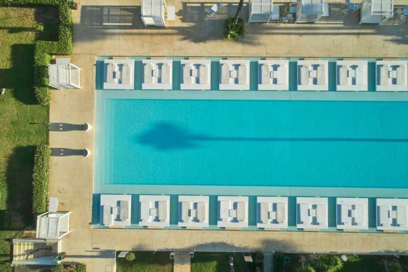 Dél-Ciprus utazás So White Club Resort