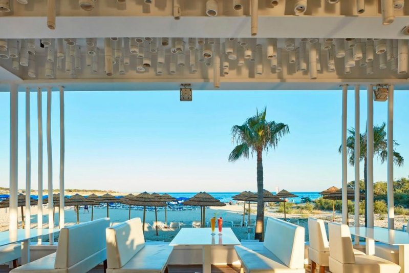 So White Club Resort Dél-Ciprus