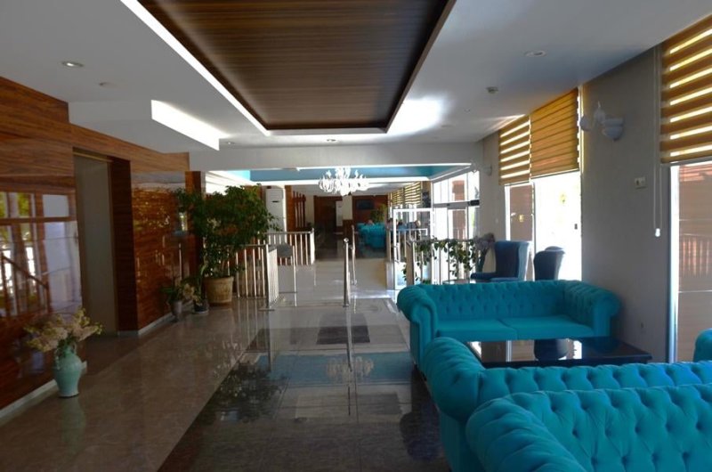 Sun Beach Park Side
