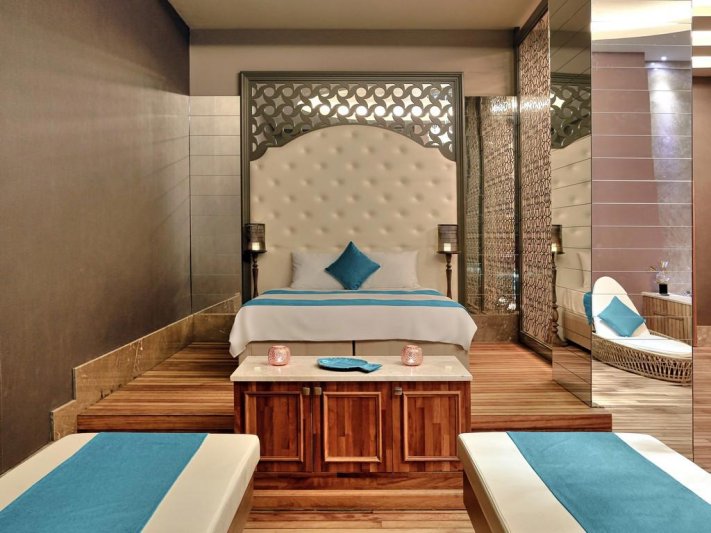 Izmir utazás Sunis Efes Royal Palace