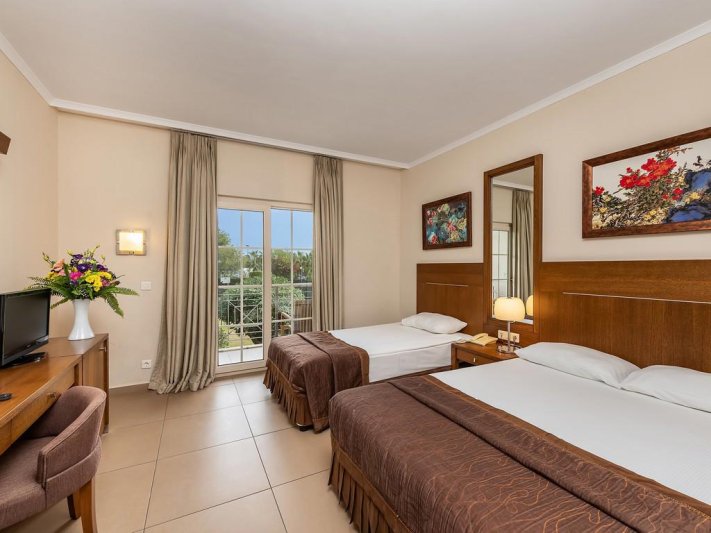Sunis Elita Beach Resort Hotel Spa Side