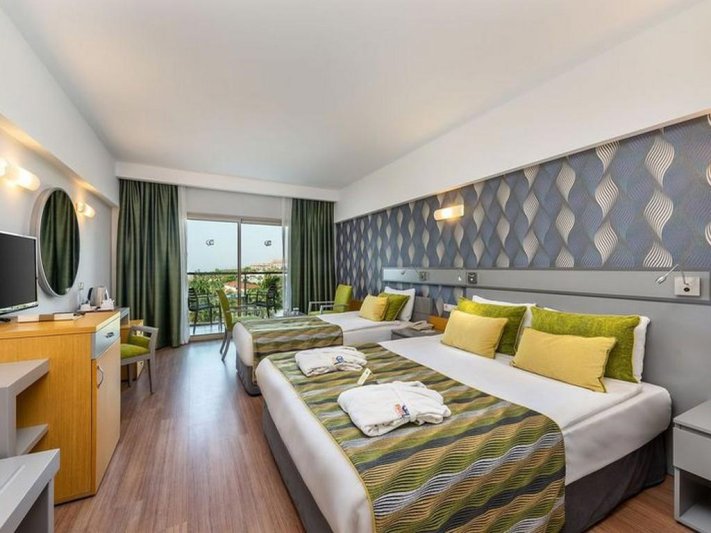 Sunis Kumköy Beach Resort Hotel Spa Side