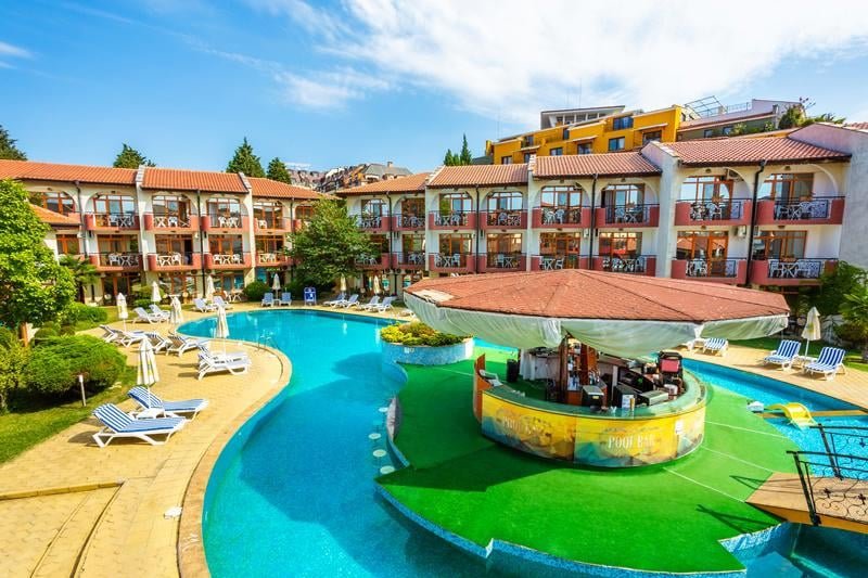 Napospart utazás Sunrise Family Resort