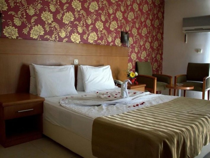 Kusadasi utazás Surtel Hotel